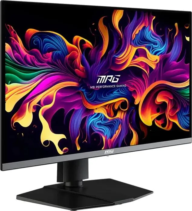 MSI MPG 272URX вид под углом, игровой монитор с яркой QD-OLED-панелью на подставке