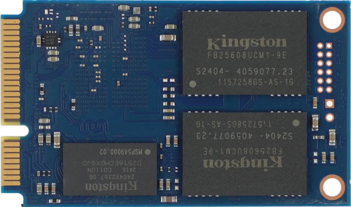 Kingston KC600 mSATA 1ТБ SKC600MS/1024G — вид накопителя крупным планом