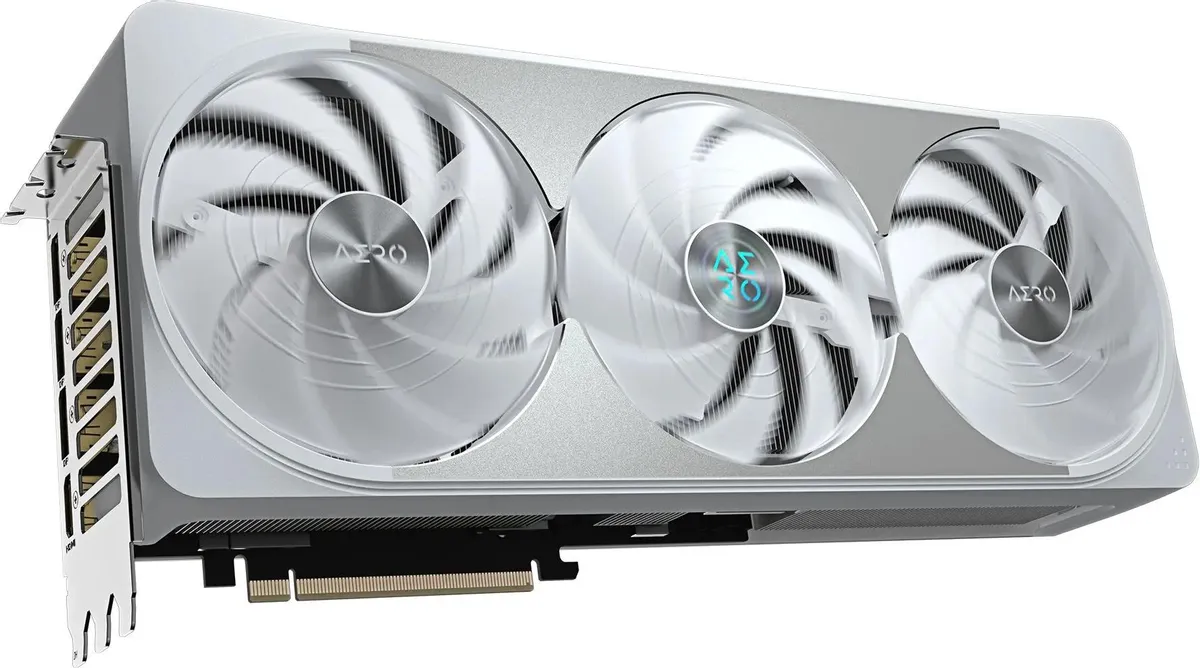 Gigabyte RTX 5070 Ti AERO OC вид сбоку система охлаждения три вентилятора PCIe разъём