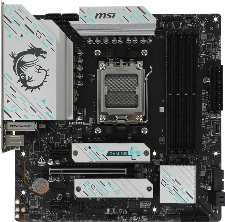 Gigabyte B650M Gaming Plus Wifi вид сверху — сокет AM5, слоты DDR5, разъёмы M.2 и зона VRM