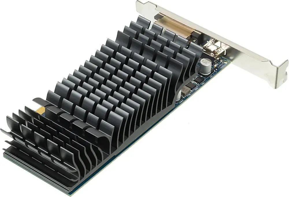 ASUS GeForce GT 1030 алюминиевый радиатор пассивного охлаждения детальный вид рёбра и компоненты платы